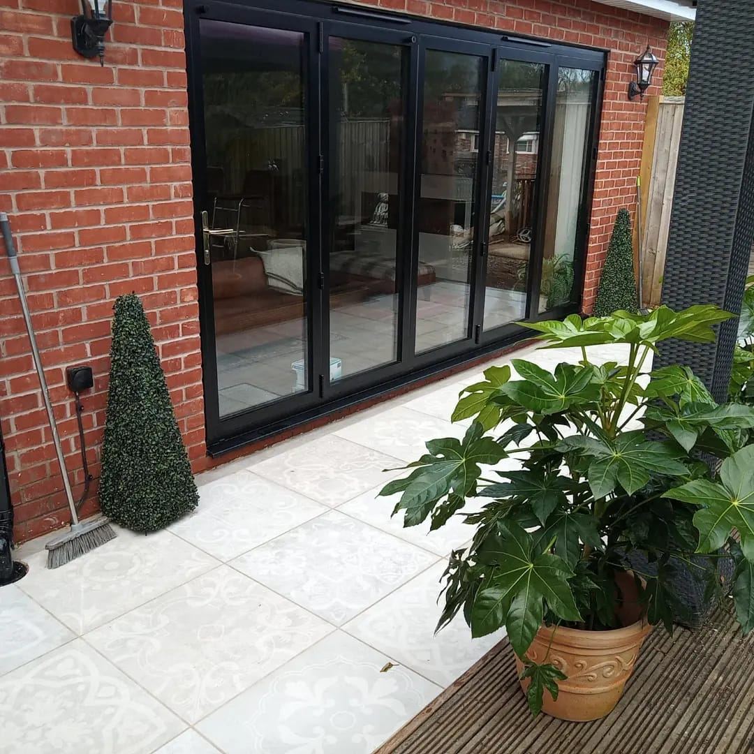 Kitchen fit Stoke-on-Trent